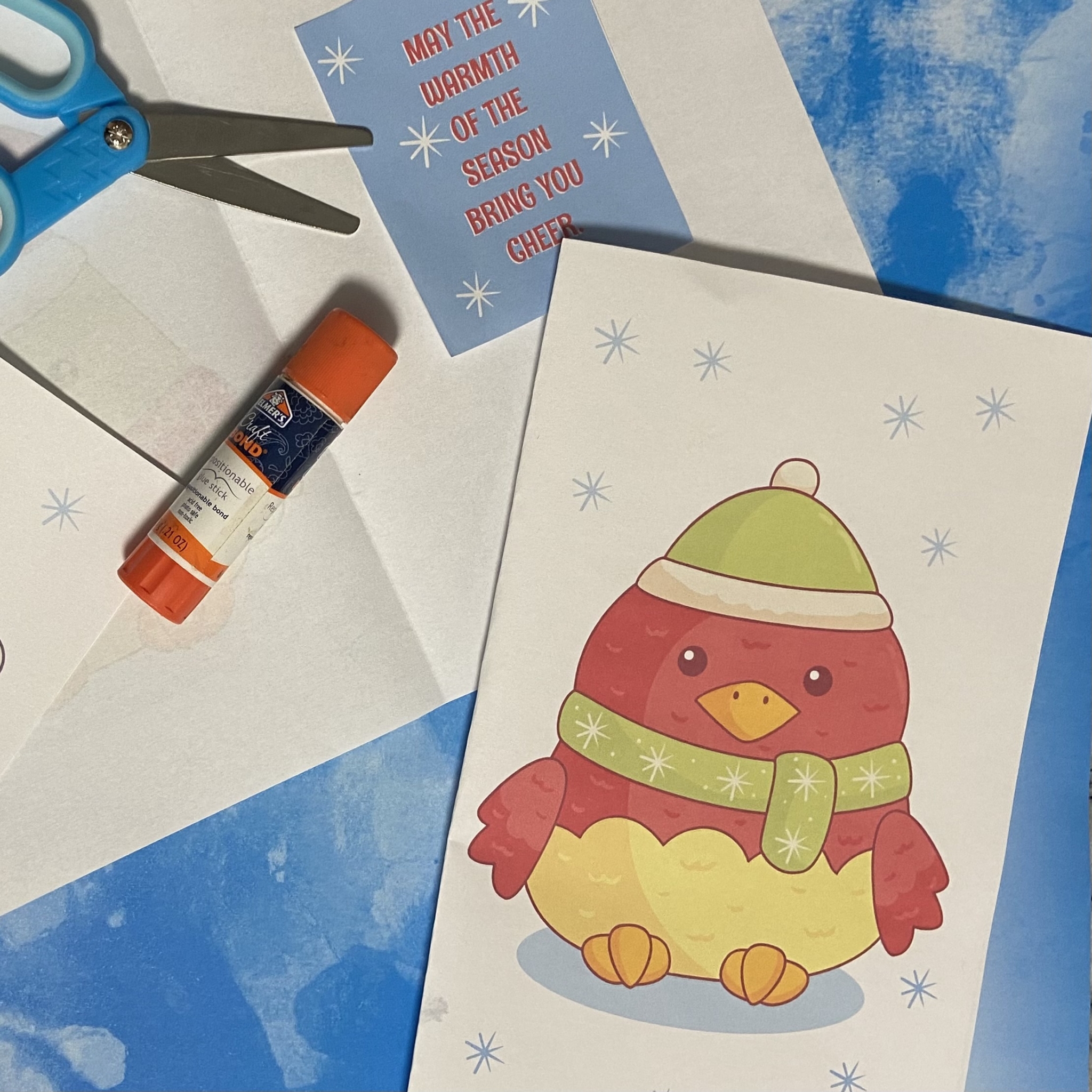 Make cards for the holiday season with ou free printable.